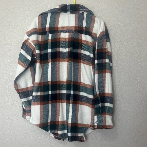 Plaid Button-Up Shacket in Rust, Forest & Cream Shacket - Picture 5 of 5